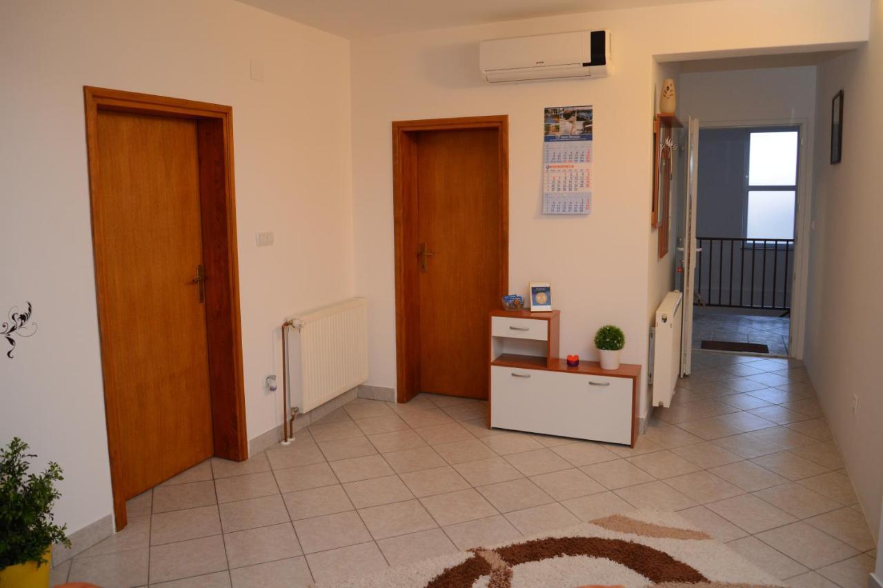 Apartmani Marin Zupanja Extérieur photo