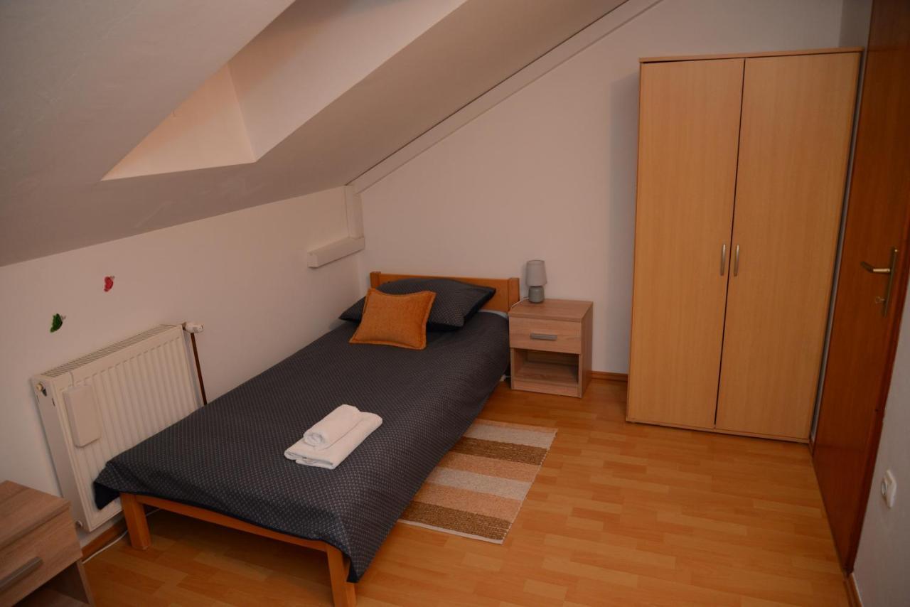 Apartmani Marin Zupanja Extérieur photo